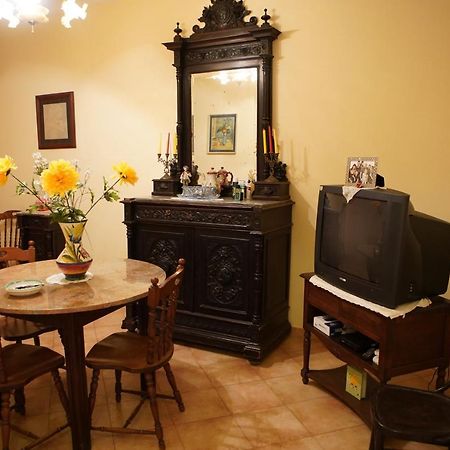 Casa Vacanze Da Rosy Ercolano Zewnętrze zdjęcie